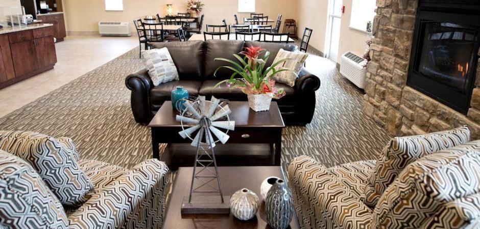 Cornerstone Inn & Suites Элвайн Экстерьер фото